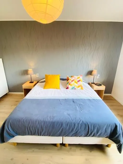 Large 1 Bedroom In Center With Parking - 64 Luxembourg Apartment