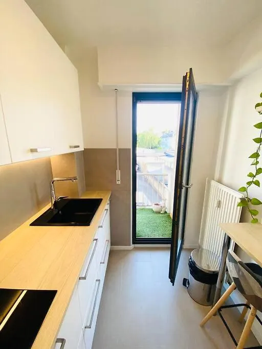 Large 1 Bedroom In Center With Parking - 64 Luxembourg Luxembourg