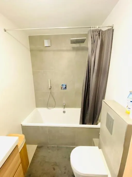 Large 1 Bedroom In Center With Parking - 64 Luxembourg 0*,  Luxembourg